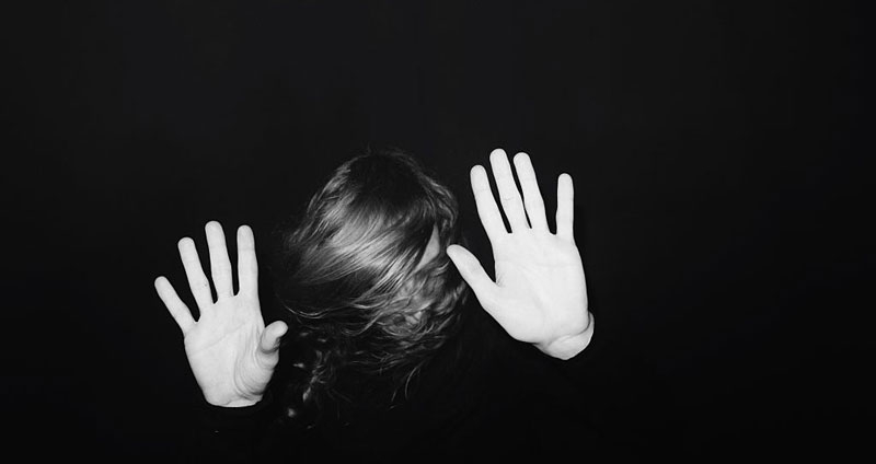 نشانه های آزار جنسی در محیط کار