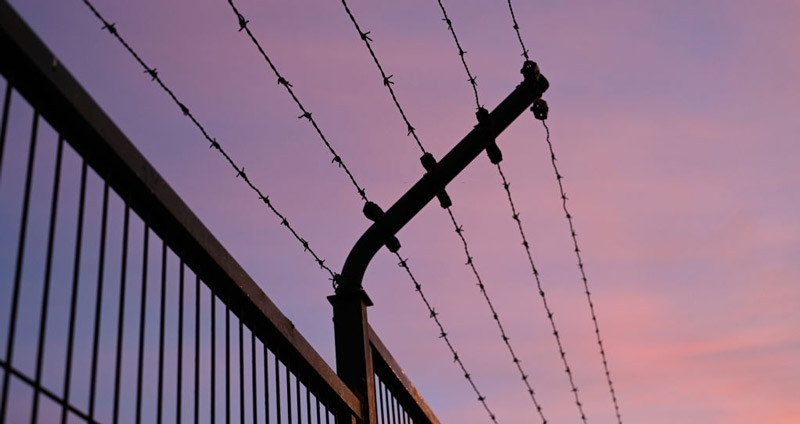 تکنیک تغییر باور - چگونه باورهای محدودکننده یا منفی را شناسایی کنیم؟