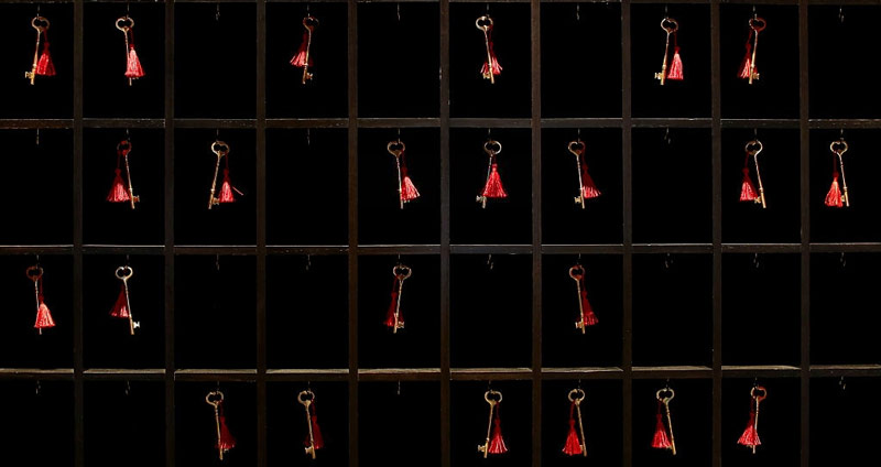 خلاصهای را تهیه کنید که شامل کلمات کلیدی مهم باشد