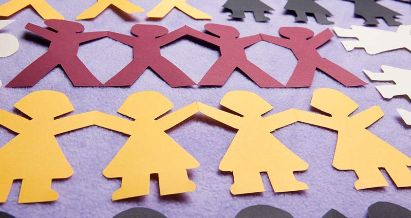 آنبردینگ- آنها را به باقی افراد معرفی کنید