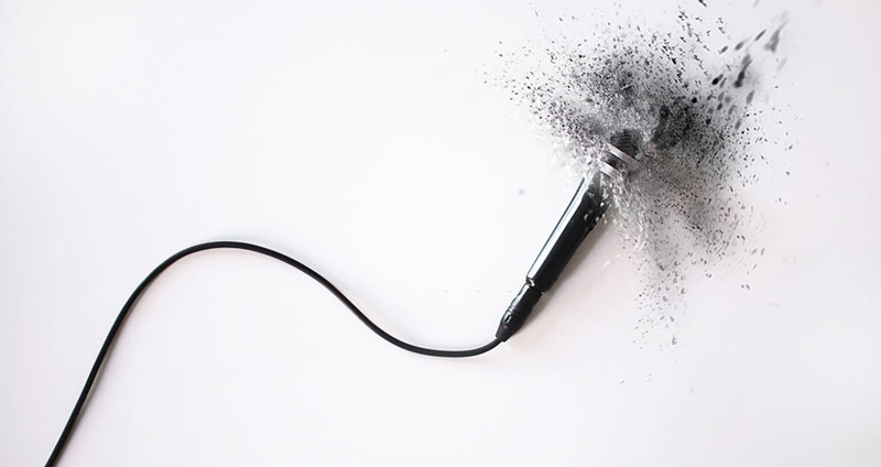 از صبحت کردن نترسید