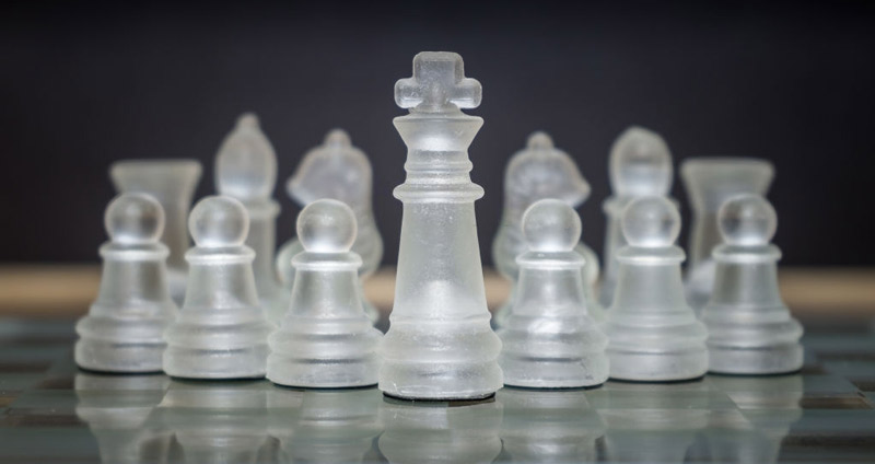 شفاف بودن و تشویق به ارتباطات باز- تعهد سازمانی