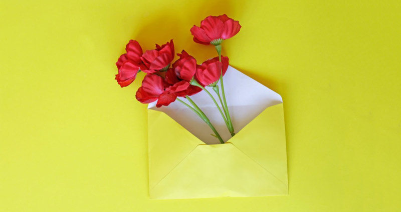 رفتار مناسبی از خود نشان دهید