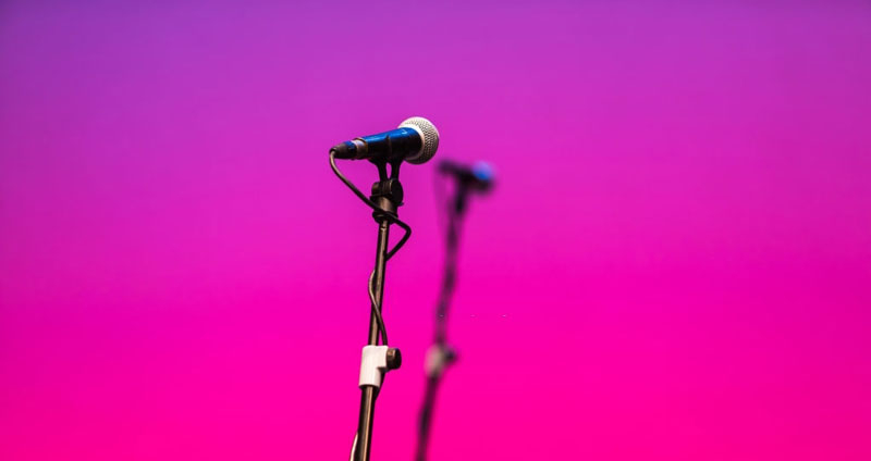 اجازه دهید ابتدا آنها صحبت کنند