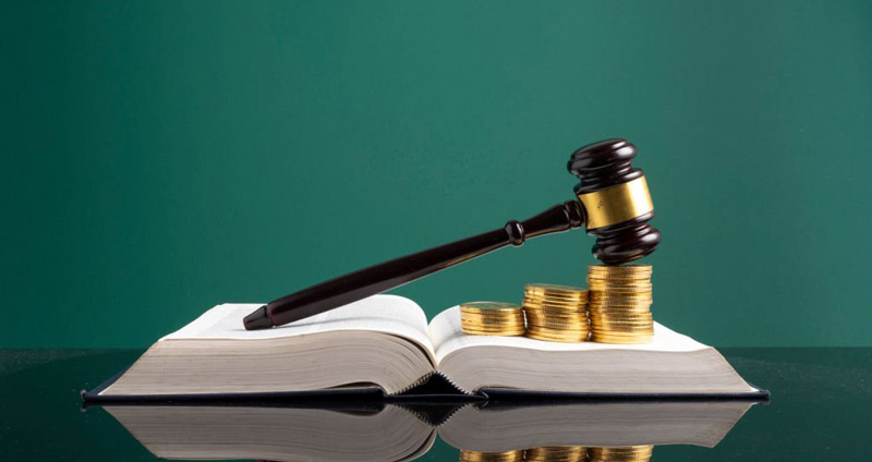 وکیل شرکتی یکی دیگر از پردرآمدترین شغل های جهان