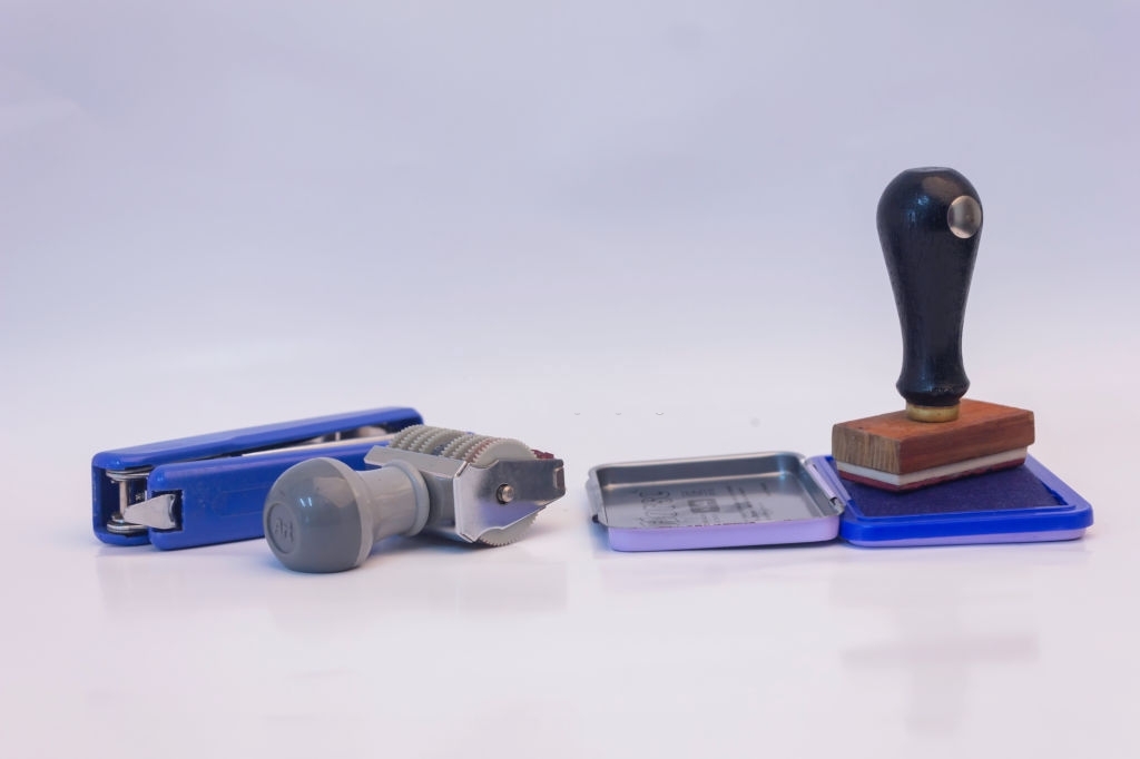 به تأیید نیاز دارید- علائم کمبود اعتماد به نفس