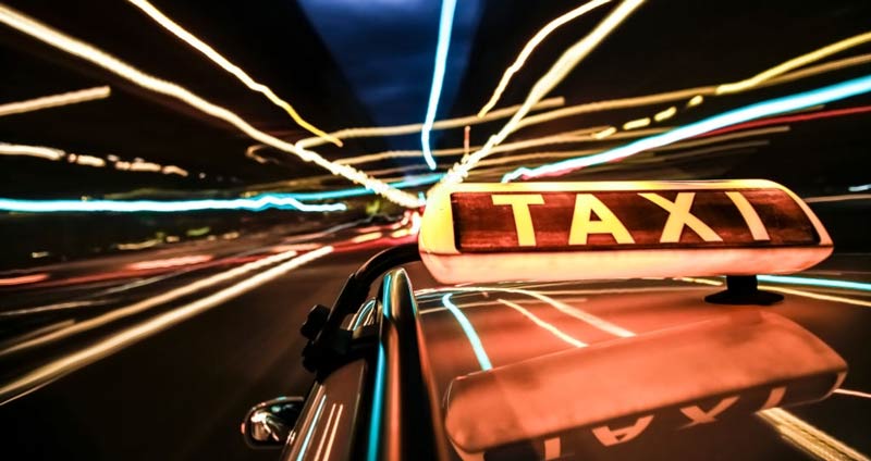 ارائه-خدمات-ٰمهارت-های-ضروری-در-محل-کار