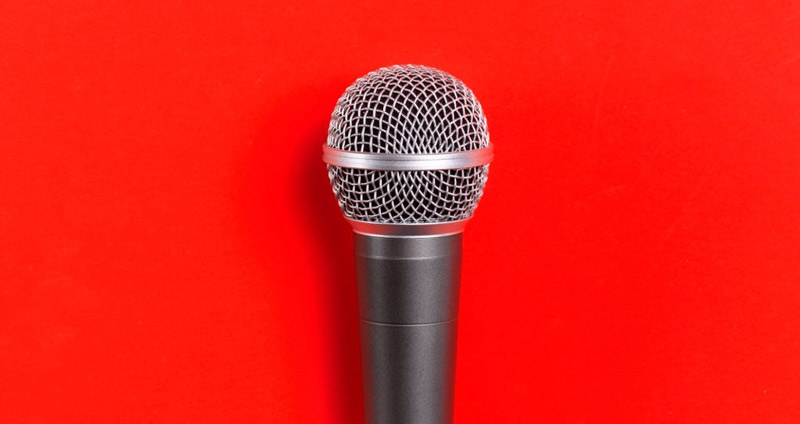 افراد کاریزماتیک سخن‌گویانی ماهر و دارای چشم‌انداز هستند