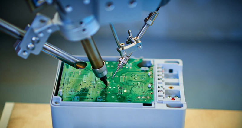 فناوری اطلاعات چیست - سختافزار و نرمافزار در حوزهی آی تی