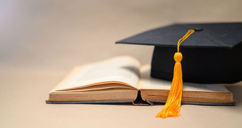 تحصیلات، آموزش‌ها و گواهی‌های خود را برجسته کنید- نوشتن رزومه بدون سابقه کاری