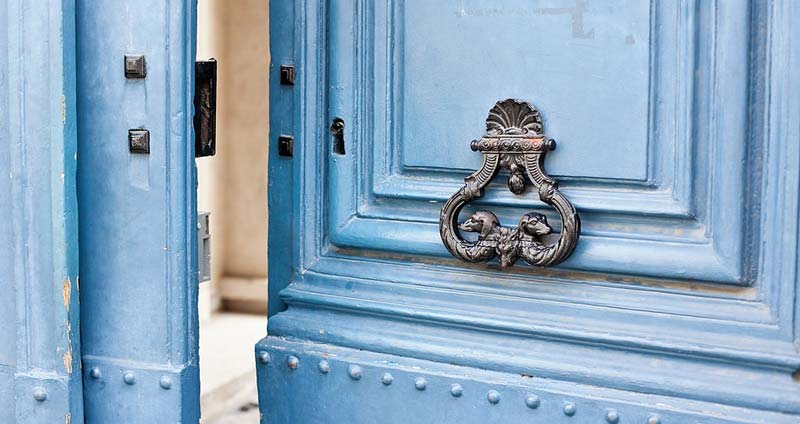 «سیاست درهای باز» را اجرا کنید