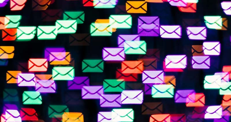 ایمیل و پیام رسان فوری یکی از عوامل حواس پرتی در دورکاری است