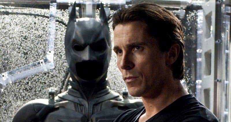 بروس وین یا همان شخصیت بتمن در شوالیه تاریکی