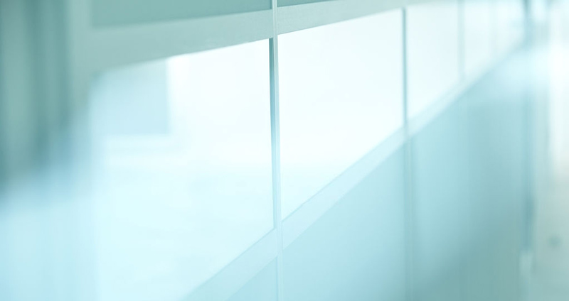 بازتابی - رهبری مقتدرانه