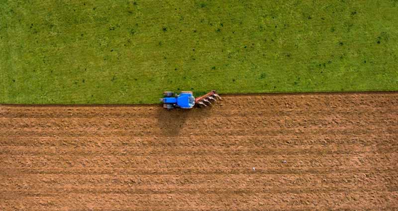 بررسی بازار کار تبریز- تراکتورسازی ایران