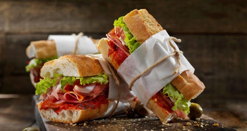 افراد را به استفاده از فرصتهای استراحت ناهار تشویق کنید یا زمانهایی را به استراحتهای طولانیتر هنگام ناهار اختصاص دهید