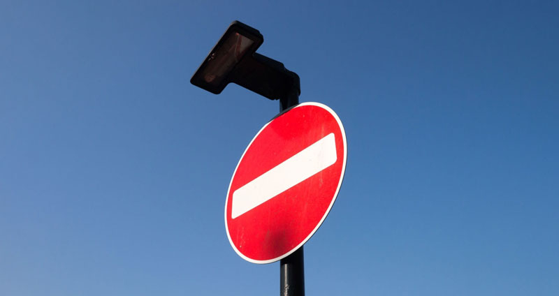 چگونه هنگام وقوع نزاع و رویارویی با موانع، انگیزه افراد گروه را حفظ میکنید