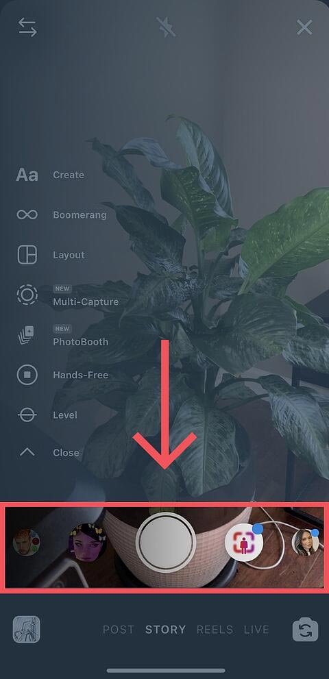 استوری اینستا - حالتِ گرفتن عکس و یکی از فیلترها را انتخاب کنید