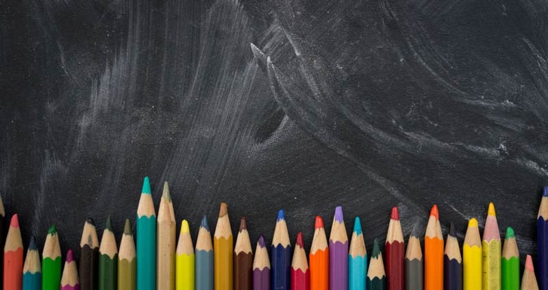 کارهایی که میتوانید برای شادتر کردن محیط کارتان در جهت افزایش بهرهوری انجام دهید