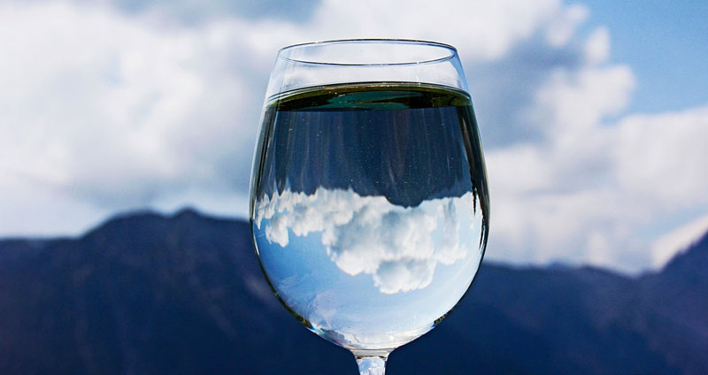 برای معکوسسازی در تکنیک اسکمپر باید از خودتان بپرسید که چگونه میتوانید محصول یا مشکل را تغییر، بازآرایی یا معکوس کنید.