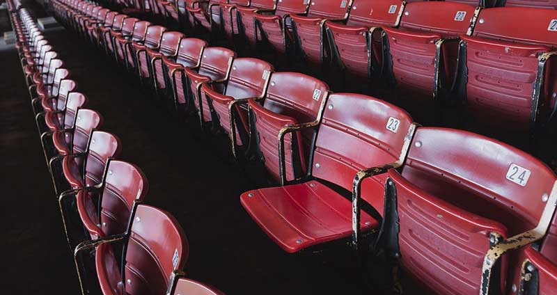 حضور فعال- رهبری کاریزماتیک